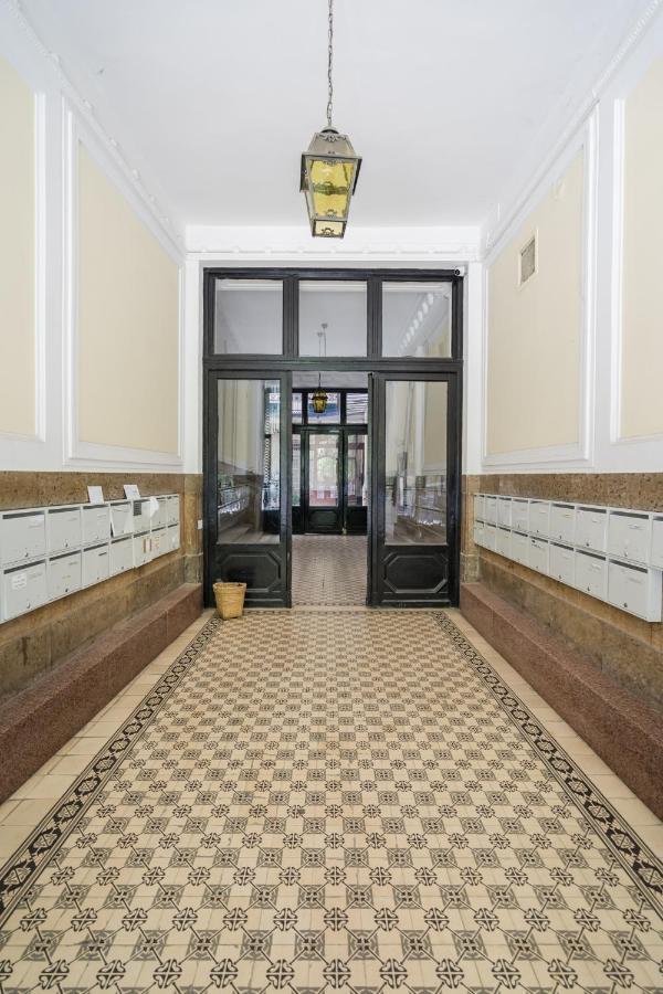 Imperial Suite With Basilika And Castle View Need Reservation For Free Parking Budapeste Exterior foto